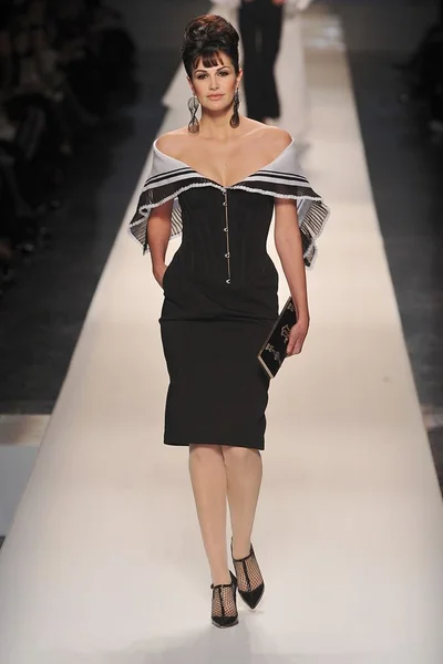 Look 12